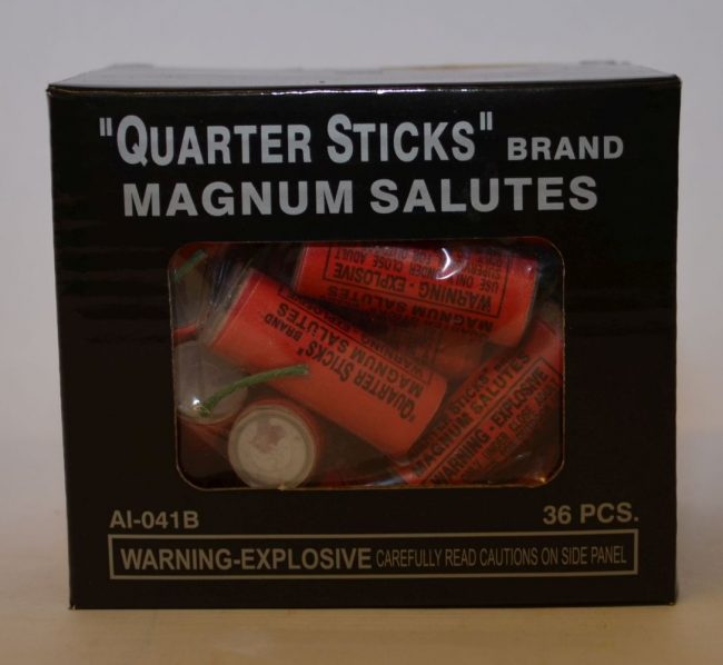 Firecrackers – Quarter Sticks Magnum Salutes (3)